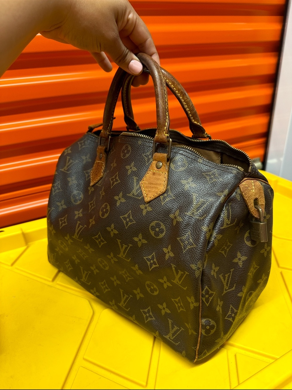 Vintage Louis Vuitton Monogram Speedy Handbag – Authentic - Picture 9 of 9